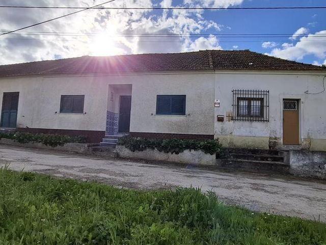 Casa / Villa T4 em Almoster de 231,00 m² 231m² Almoster