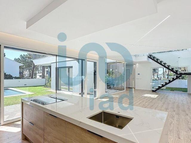 Casa / Villa T4 em Amora de 280,00 m² 280m² Amora