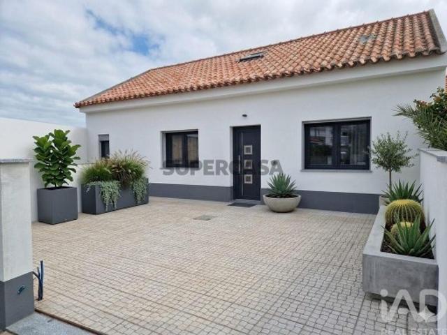 Casa / Villa T4 em Bombarral e Vale Covo de 200 m²