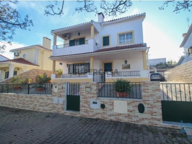 Casa / Villa T4 em Caia, São Pedro e Alcáçova de 238,00 m²