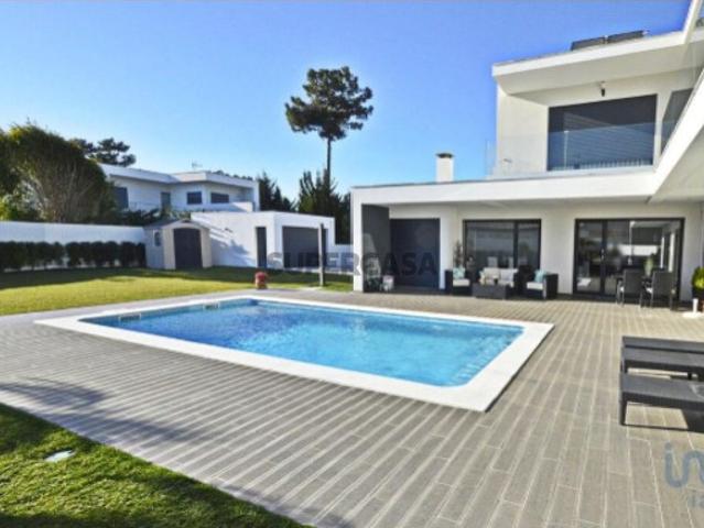 Casa / Villa T4 em Corroios de 250,00 m²
