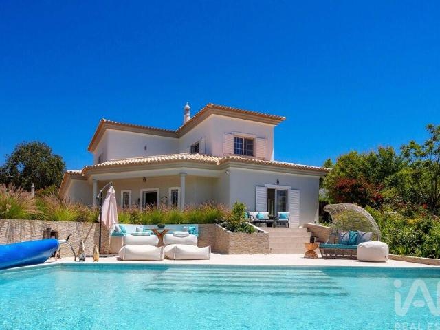 Casa / Villa T4 em Loulé São Clemente de 175 m²
