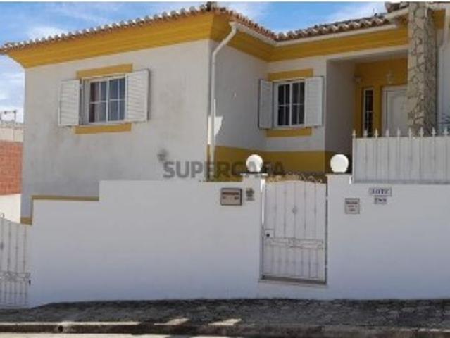 Casa / Villa T4 em São Gonçalo De Lagos de 243,00 m²