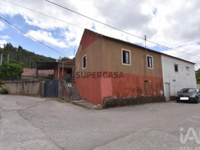 Casa / Villa T4 em São Miguel, Santa Eufémia e Rabaçal de 93 m²