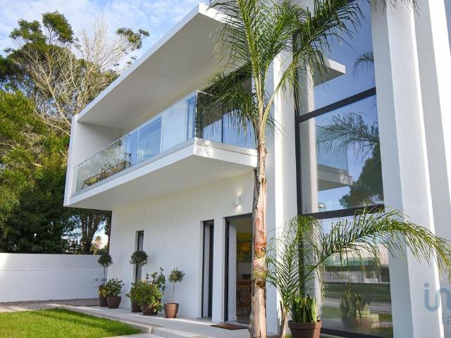 Casa / Villa T4 em Sesimbra Castelo de 251,00 m²