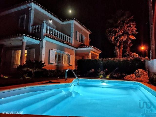 Casa / Villa T4 em Sesimbra Castelo de 263,00 m2