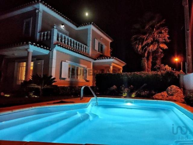 Casa / Villa T4 em Sesimbra Castelo de 263,00 m²