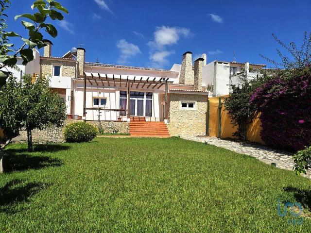 Casa / Villa T4 em Turcifal de 330,00 m² 330m² Turcifal