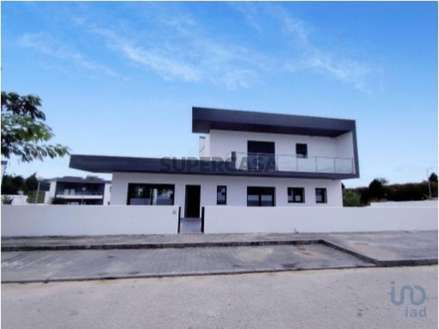 Casa / Villa T4 em Vermelha de 228,00 m²