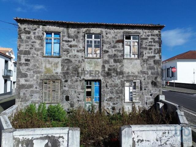 Casa / Villa T6 em Madalena de 326,00 m²