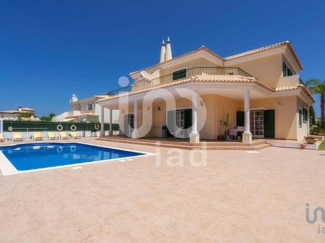 Casa / Villa T6 em Quarteira de 552,00 m² 552m² Quarteira