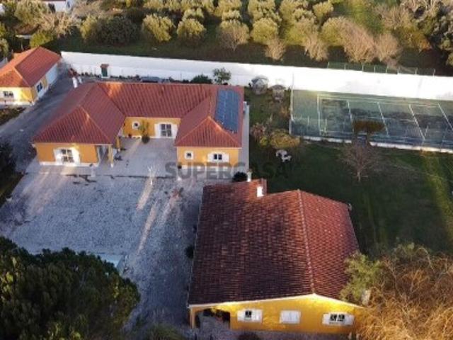 Casa / Villa T7 em Almoster de 504,00 m²