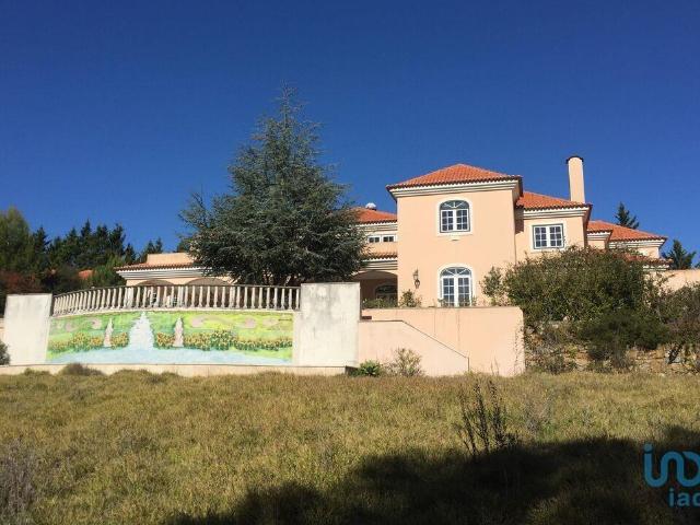 Casa / Villa T7 em Queluz e Belas de 1359,00 m² 1359m² Queluz e Belas