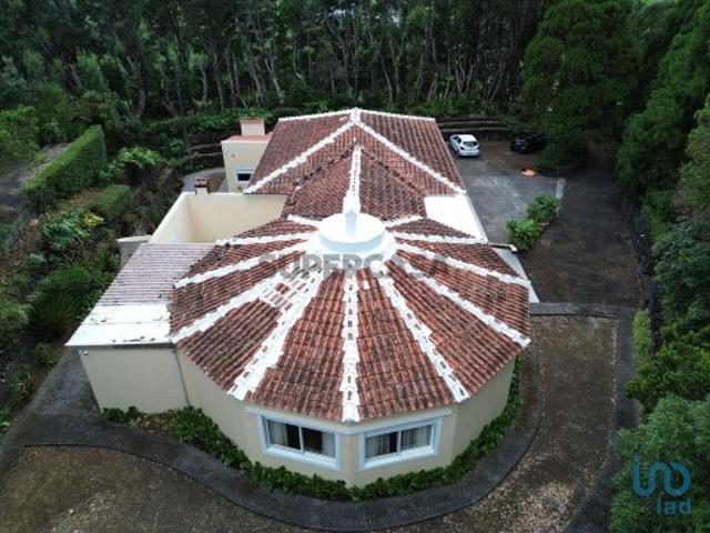 Casa / Villa T8 em Piedade de 462,00 m²