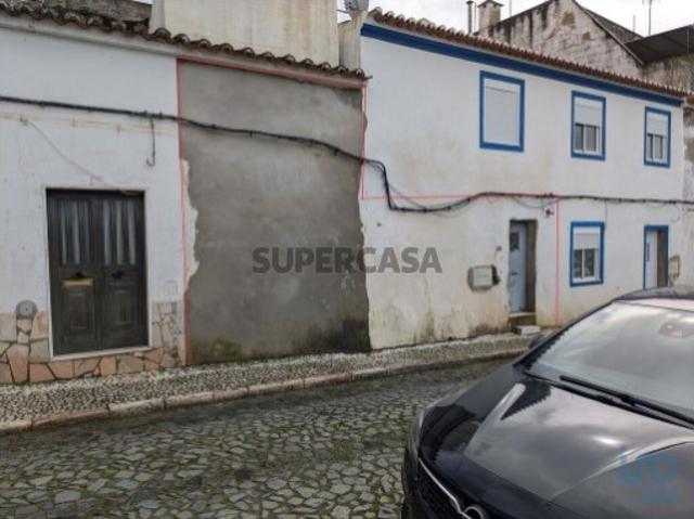 Casa / Villa T1 em Nossa Senhora da Conceição e São Bartolomeu de 54,00 m²