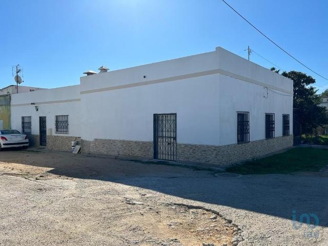 Casa / Villa T2 em Moncarapacho e Fuseta de 150,00 m²