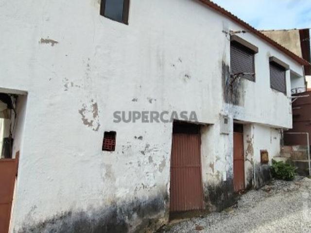 Casa / Villa T2 em Pedrógão Grande de 176,38 m²
