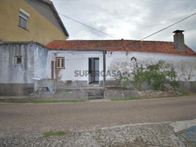 Casa / Villa T2 em São Miguel, Santa Eufémia e Rabaçal de 136,00 m²