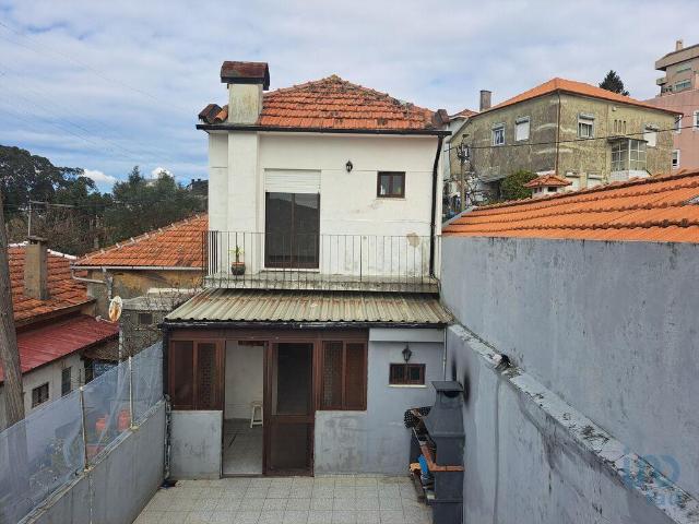 Casa / Villa T3 em Mafamude e Vilar do Paraíso de 123,00 m² 123m² Vilar De Andorinho