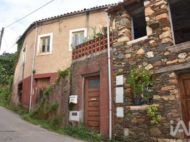 Casa / Villa T3 em Miranda do Corvo de 100,00 m²