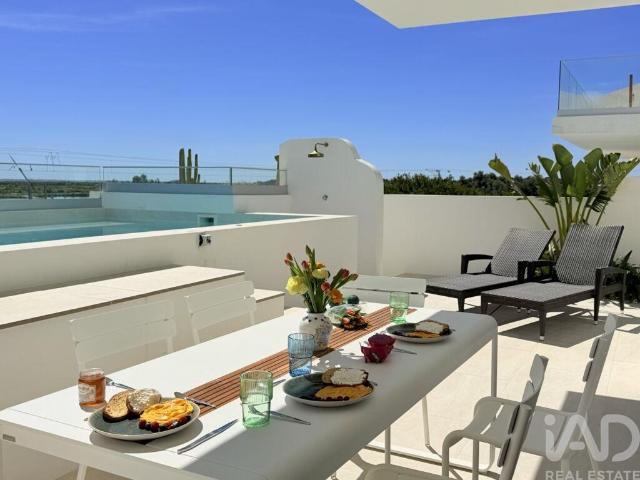 Casa / Villa T3 em Moncarapacho e Fuseta de 132,00 m²