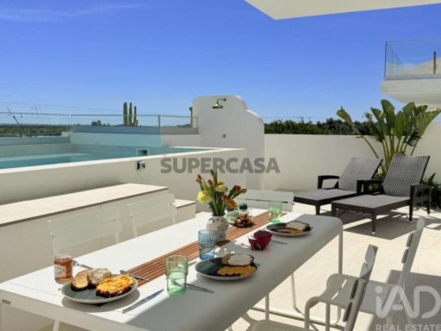 Casa / Villa T3 em Moncarapacho e Fuseta de 132,00 m²