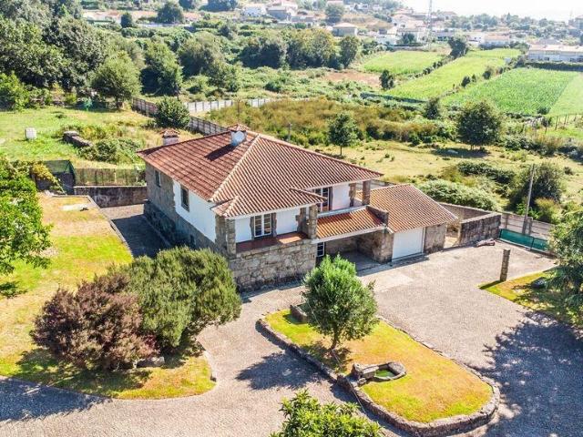 Casa / Villa T3 em Oliveira Santa Maria de 221,00 m² 221m² Oliveira Santa Maria