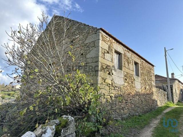 Casa / Villa T3 em Amoreira, Parada e Cabreira de 127,00 m²
