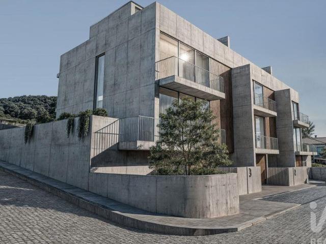 Casa / Villa T3 em Areosa de 262,00 m² 262m² Viana do Castelo Santa Maria Maior e Monserrate e Meadela
