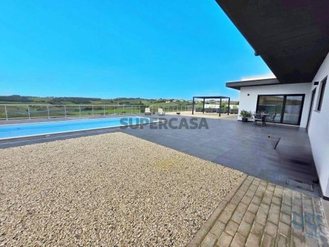 Casa / Villa T3 em Cadaval e Pêro Moniz de 174,00 m²