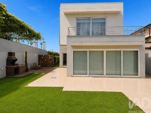 Casa / Villa T3 em Canidelo de 249 m² 249m² Vila Nova De Gaia Santa Marinha