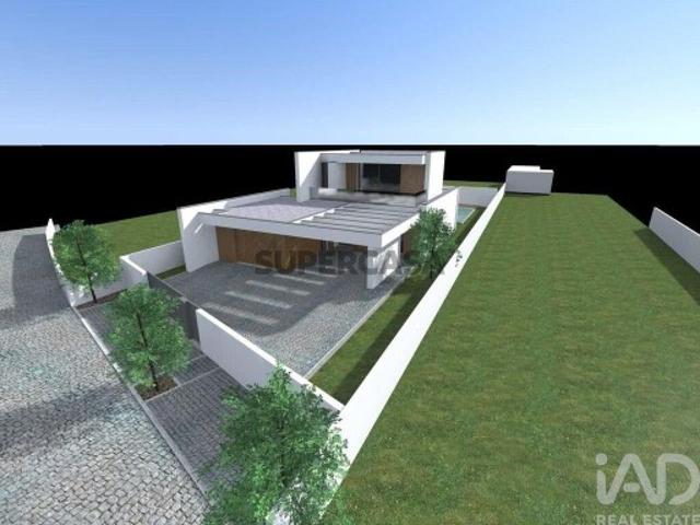 Casa / Villa T3 em Castelo do Neiva de 226,00 m²