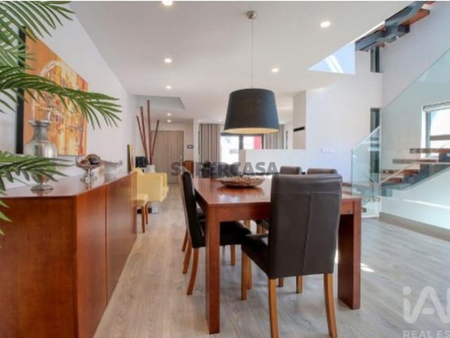 Casa / Villa T3 em Faro de 202 m²