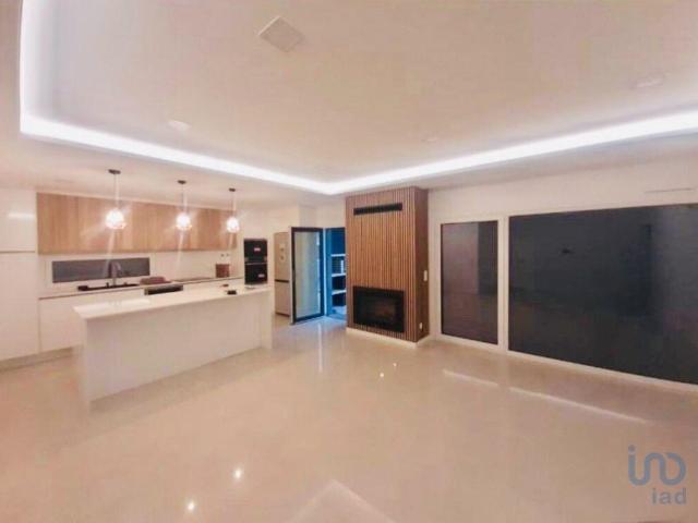 Casa / Villa T3 em Fernão Ferro de 148,00 m²
