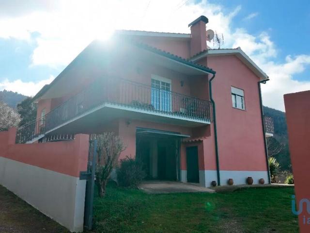 Casa / Villa T3 em Folques de 248,00 m² 248m² Folques