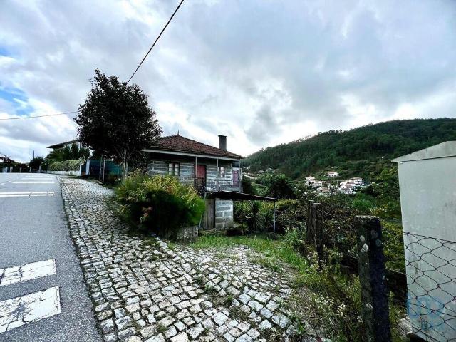 Casa / Villa T3 em Freixo de Cima e de Baixo de 120,00 m² 120m² Aboadela, de Sanche e de Várzea