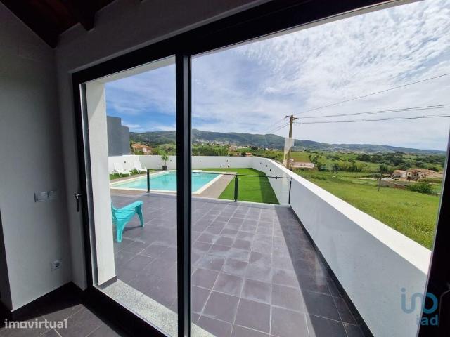 Casa / Villa T3 em Lamas e Cercal de 169,00 m2