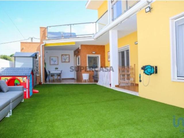 Casa / Villa T3 em Lourinhã e Atalaia de 146,00 m²