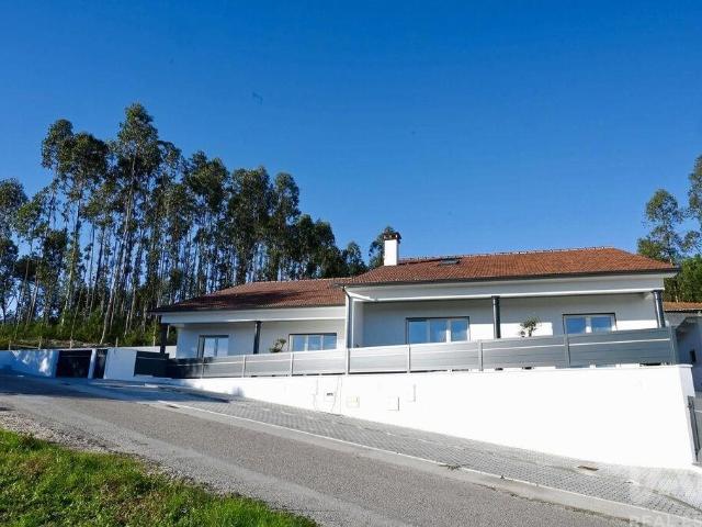 Casa / Villa T3 em Pombal de 314,00 m² 314m² Bidoeira De Cima