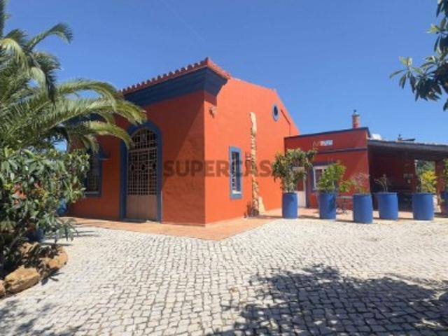 Casa / Villa T3 em Quelfes de 151,35 m²
