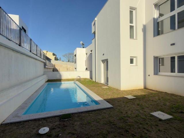 Casa / Villa T3 em Rio de Mouro de 265,00 m²