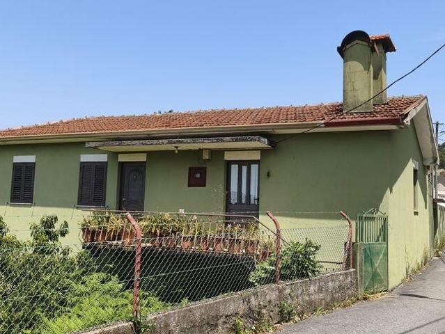 Moradia isolada T3 em Sandim, Olival, Lever e Crestuma de 102 m²