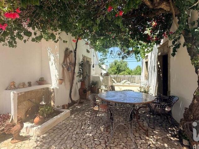 Casa / Villa T3 em Santa Bárbara de Nexe de 142 m² 142m² Faro Sé e São Pedro