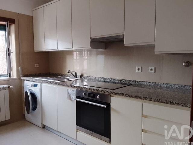 Casa / Villa T3 em Tomar e Santa Maria dos Olivais 95m² Tomar São João Baptista