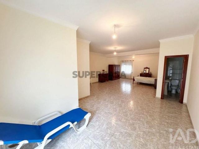 Casa / Villa T3 em Vila e Roussas de 207,00 m²