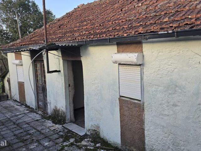 Casa / Villa T3 em Vila me de 54,00 m2