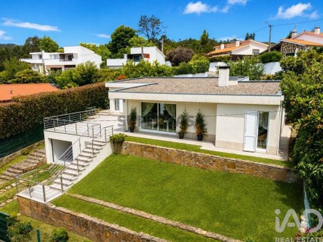 Casa / Villa T3 em Vila Nova de Cerveira e Lovelhe de 126 m²