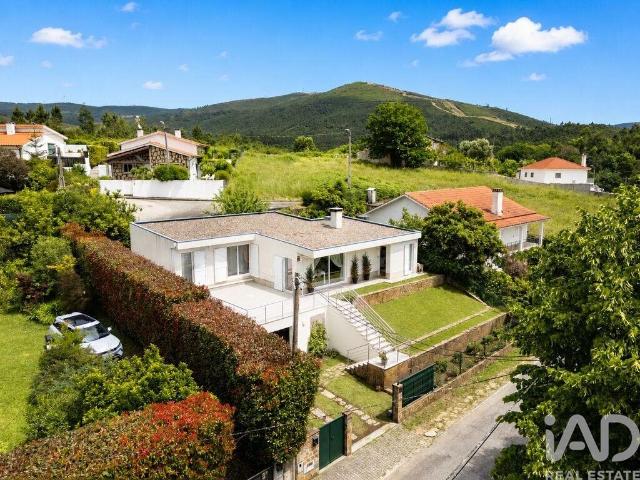 Casa / Villa T3 em Vila Nova de Cerveira e Lovelhe de 126 m² 126m² Vila Nova de Cerveira e Lovelhe