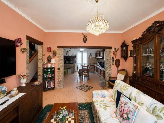 Casa / Villa / Villetta in vendita a Ferrara, S. Bartolomeo in bosco