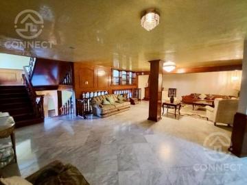 Casa y Edificio de Departamentos en Venta en Cumbres de Arbide, León Gto